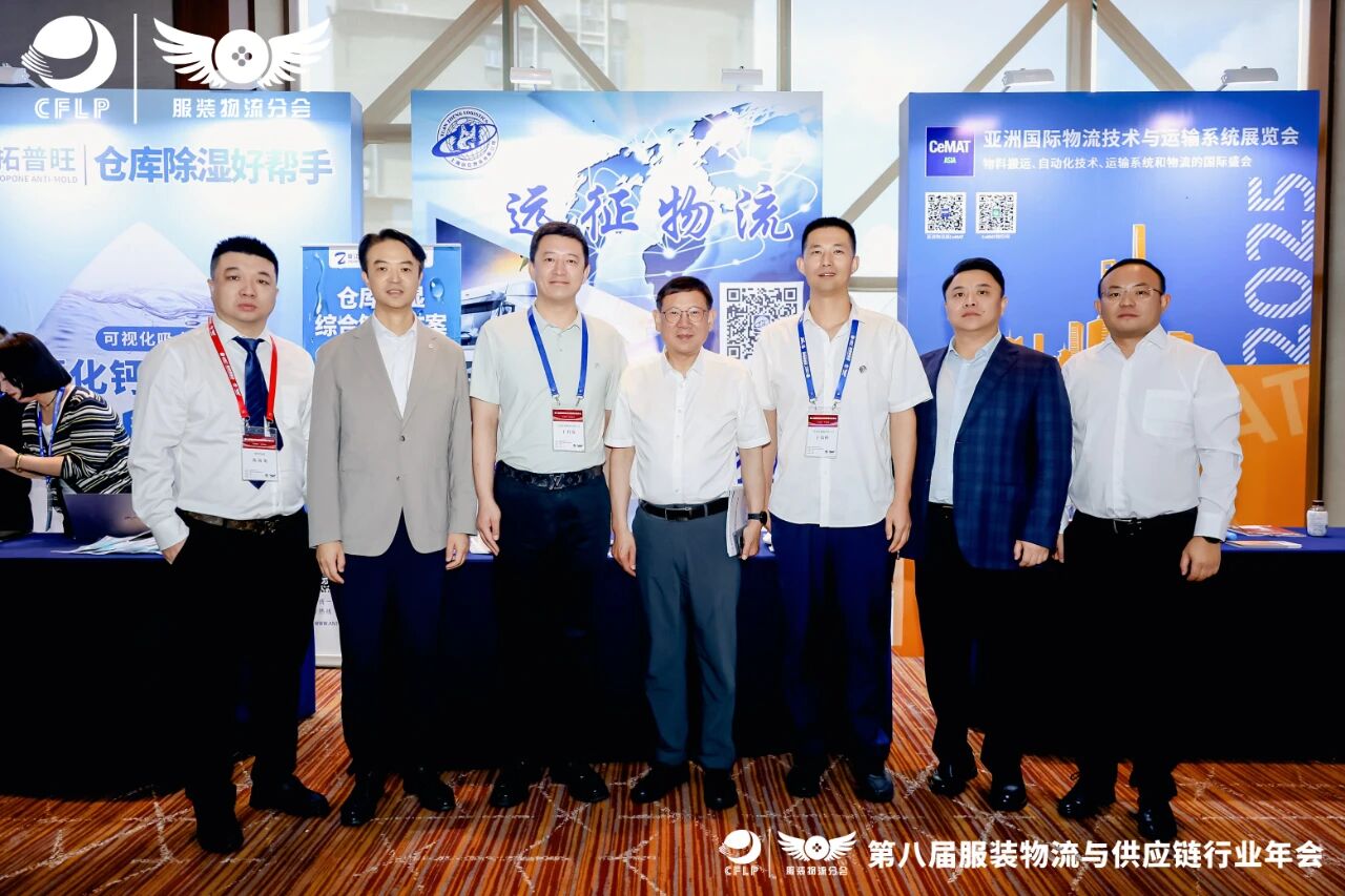 17592786505579.jpg 3.jpg